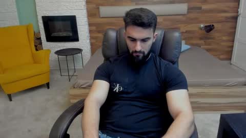 Snapshot of micahlane chatting on November 5, 2025, 5:29 am MicahLane online show from November 5, 2025, 5:29 am