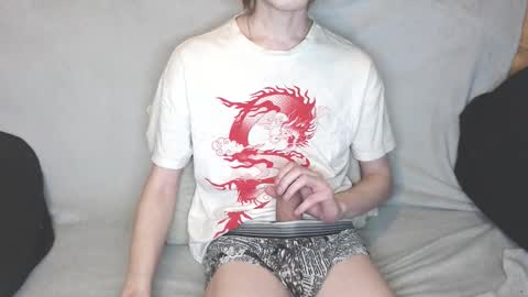 Snapshot of michael_danymans chatting on November 16, 2025, 6:30 am Michael online show from November 16, 2025, 6:30 am