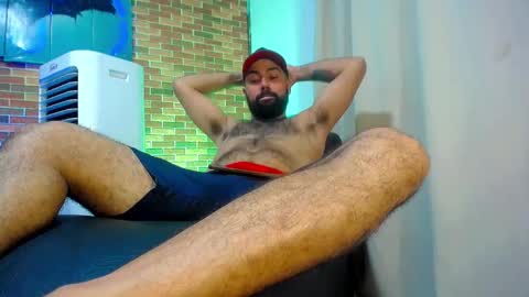 MICHAEL online show from November 3, 2025, 12:35 am