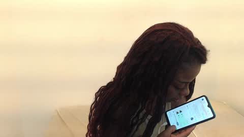 Michaela online show from January 27, 2025, 3:39 pm