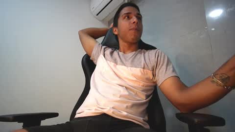 Snapshot of michaelhotbbc chatting on October 12, 2025, 2:43 am Michael online show from October 12, 2025, 2:43 am