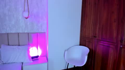 Snapshot of michaelwalkerr chatting on December 24, 2024, 7:00 pm Michael Walkerr online show from December 24, 2024, 7:00 pm