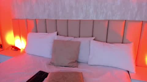 Snapshot of michaelwalkerr chatting on December 31, 2024, 7:29 pm Michael Walkerr online show from December 31, 2024, 7:29 pm