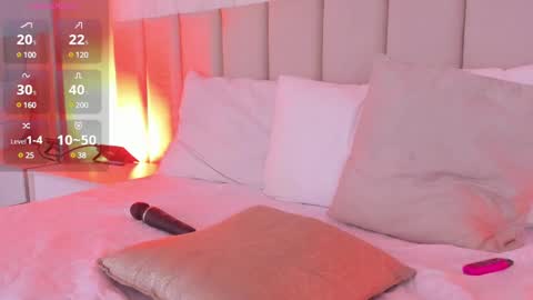 Snapshot of michaelwalkerr chatting on February 20, 2025, 10:26 pm Michael Walkerr online show from February 20, 2025, 10:26 pm