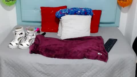 Snapshot of michel_rous_la_mas_caliente chatting on October 14, 2025, 1:06 am michel_rous_la_mas_caliente online show from October 14, 2025, 1:06 am