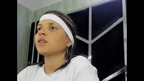 Snapshot of michell_rs chatting on January 31, 2025, 1:43 am michell_rs online show from January 31, 2025, 1:43 am