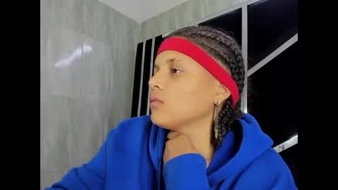 Snapshot of michell_rs chatting on February 12, 2025, 4:23 am michell_rs online show from February 12, 2025, 4:23 am