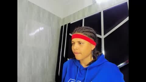 Snapshot of michell_rs chatting on February 16, 2025, 11:05 am michell_rs online show from February 16, 2025, 11:05 am