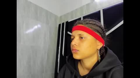 Snapshot of michell_rs chatting on February 24, 2025, 12:41 am michell_rs online show from February 24, 2025, 12:41 am