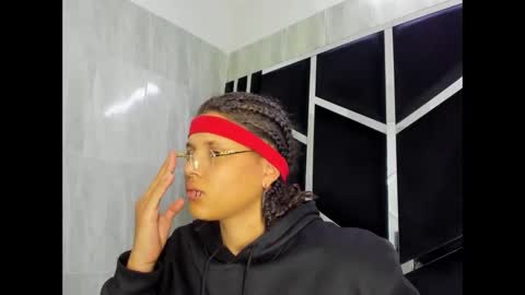 Snapshot of michell_rs chatting on February 24, 2025, 6:49 am michell_rs online show from February 24, 2025, 6:49 am