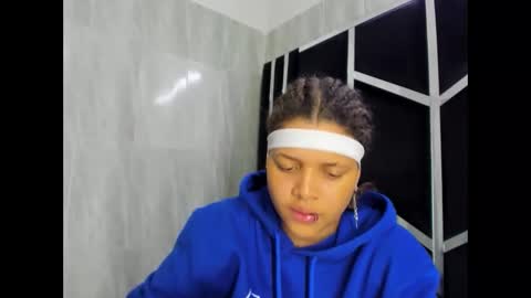 Snapshot of michell_rs chatting on March 3, 2025, 4:58 am michell_rs online show from March 3, 2025, 4:58 am