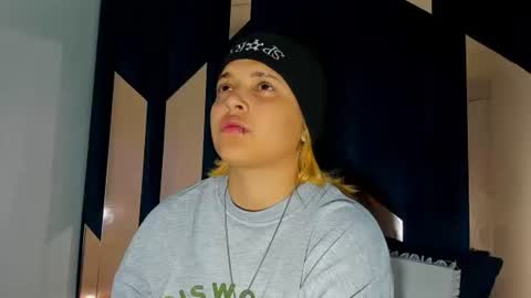 Snapshot of michell_rs chatting on September 22, 2025, 3:19 am michell_rs online show from September 22, 2025, 3:19 am