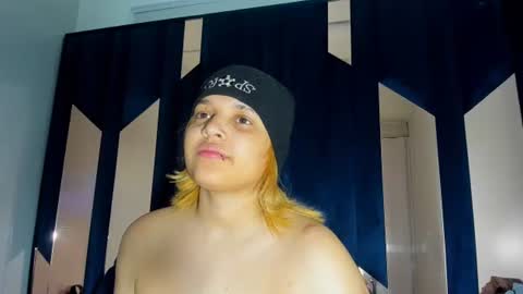 Snapshot of michell_rs chatting on September 28, 2025, 4:29 am michell_rs online show from September 28, 2025, 4:29 am