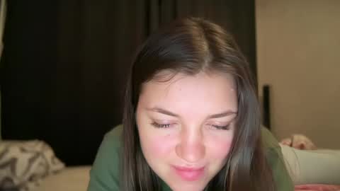 Snapshot of michelle_mir chatting on February 1, 2025, 7:23 pm Michelle online show from February 1, 2025, 7:23 pm