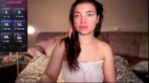 Snapshot of michelle_mir chatting on March 6, 2025, 9:09 pm Michelle online show from March 6, 2025, 9:09 pm