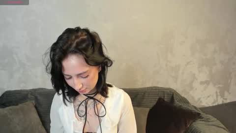 ichelle online show from October 18, 2025, 11:16 pm