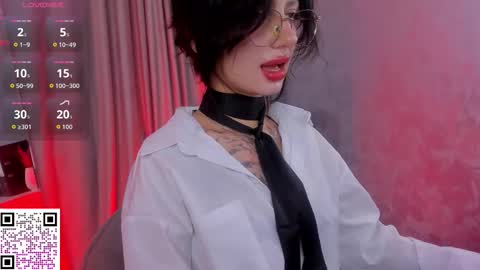 ichelle online show from October 29, 2025, 4:20 pm