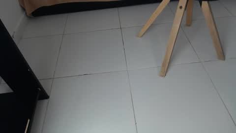 Michelle online show from October 10, 2025, 1:32 pm