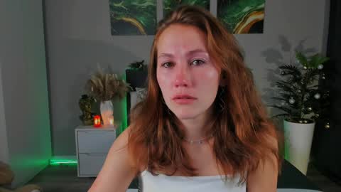 MichelleOrtis online show from December 12, 2024, 6:10 pm