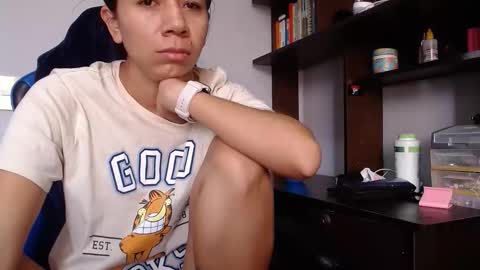 Snapshot of miculohot chatting on November 2, 2025, 12:18 pm vanesa sexy online show from November 2, 2025, 12:18 pm