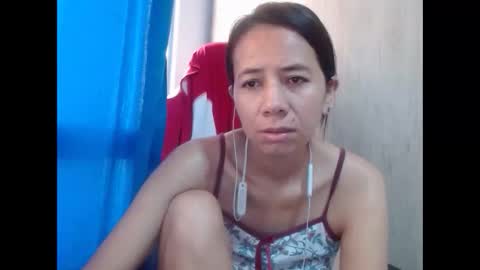 Snapshot of miculohot chatting on December 17, 2025, 12:00 pm vanesa sexy online show from December 17, 2025, 12:00 pm