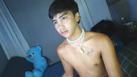 Snapshot of midnightkiller_ chatting on November 17, 2025, 4:46 pm Kitty online show from November 17, 2025, 4:46 pm