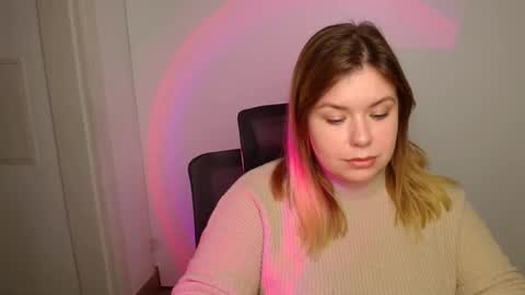 Snapshot of midnightmariana chatting on October 17, 2025, 11:13 am Mariana online show from October 17, 2025, 11:13 am