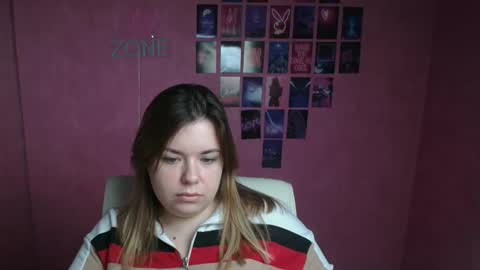 Snapshot of midnightmariana chatting on November 7, 2025, 7:19 am Mariana online show from November 7, 2025, 7:19 am