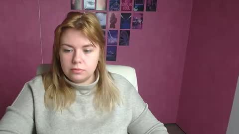 Snapshot of midnightmariana chatting on December 14, 2025, 6:19 am Mariana online show from December 14, 2025, 6:19 am