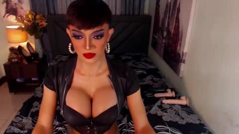 Snapshot of midnightscentxx chatting on January 21, 2025, 4:21 am KATE online show from January 21, 2025, 4:21 am