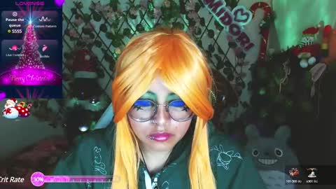 Midori 7u7 online show from December 11, 2024, 11:32 pm