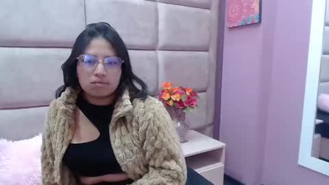 Snapshot of miha_smith chatting on January 6, 2025, 2:48 am Miha online show from January 6, 2025, 2:48 am