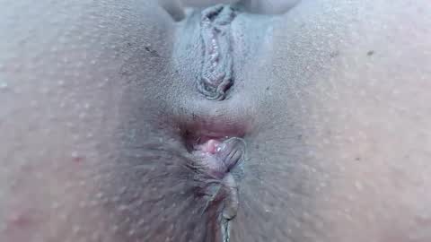 Snapshot of miha_smith chatting on January 20, 2025, 5:37 am Miha online show from January 20, 2025, 5:37 am