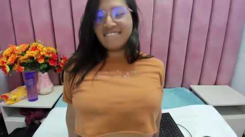 Snapshot of miha_smith chatting on September 27, 2025, 3:11 am Miha online show from September 27, 2025, 3:11 am