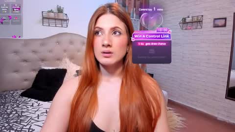 Mia Jhones online show from December 1, 2024, 4:29 pm