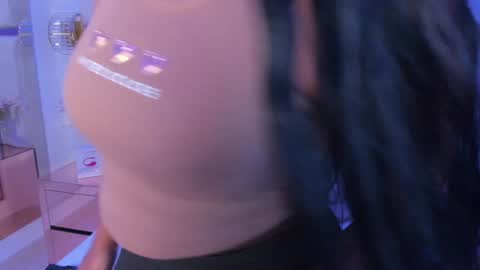 Miia Schwarz  online show from December 18, 2024, 10:57 pm