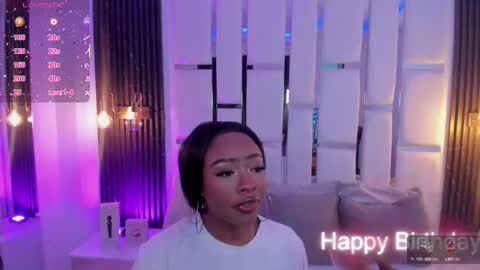 Miia Schwarz  online show from December 3, 2025, 12:29 am