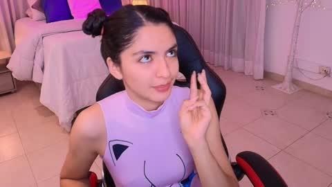 Mia online show from February 21, 2025, 3:56 am