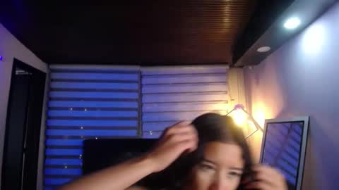 Snapshot of miiaa_evans1 chatting on October 19, 2025, 11:11 am miiaa_evans1 online show from October 19, 2025, 11:11 am