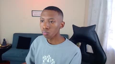 Snapshot of miiloo18 chatting on October 28, 2025, 8:11 pm Jordan online show from October 28, 2025, 8:11 pm