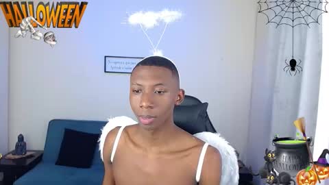 Snapshot of miiloo18 chatting on October 31, 2025, 5:47 pm Jordan online show from October 31, 2025, 5:47 pm