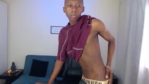 Snapshot of miiloo18 chatting on November 11, 2025, 5:13 pm Jordan online show from November 11, 2025, 5:13 pm