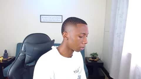 Snapshot of miiloo18 chatting on November 24, 2025, 8:41 pm Jordan online show from November 24, 2025, 8:41 pm