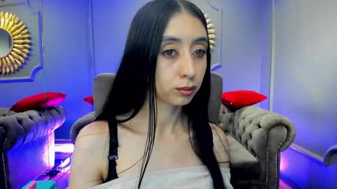 Snapshot of miilu__1 chatting on December 6, 2024, 3:19 am miilu online show from December 6, 2024, 3:19 am