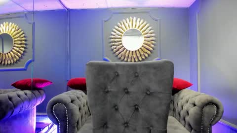 Snapshot of miilu__1 chatting on December 12, 2024, 3:32 am miilu online show from December 12, 2024, 3:32 am