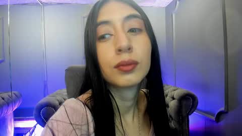 Snapshot of miilu__1 chatting on February 9, 2025, 3:22 am miilu online show from February 9, 2025, 3:22 am