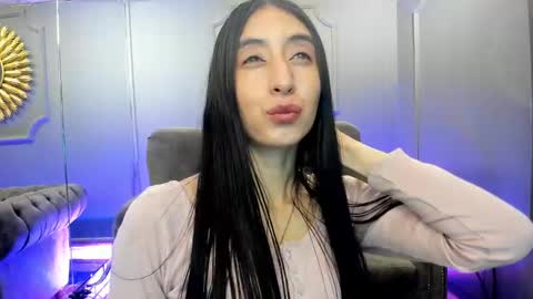 Snapshot of miilu__1 chatting on February 9, 2025, 6:33 am miilu online show from February 9, 2025, 6:33 am