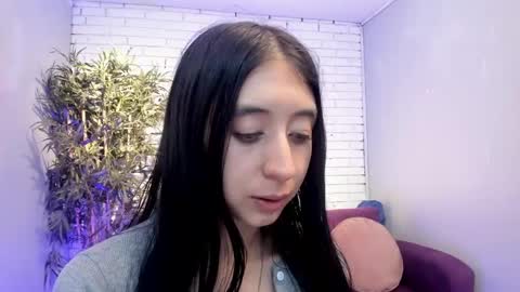 Snapshot of miilu__1 chatting on February 23, 2025, 3:40 pm miilu online show from February 23, 2025, 3:40 pm