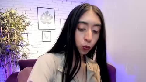 Snapshot of miilu__1 chatting on March 4, 2025, 3:44 am miilu online show from March 4, 2025, 3:44 am