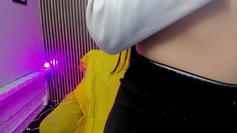 Snapshot of miilu__1 chatting on November 28, 2025, 3:31 am miilu online show from November 28, 2025, 3:31 am